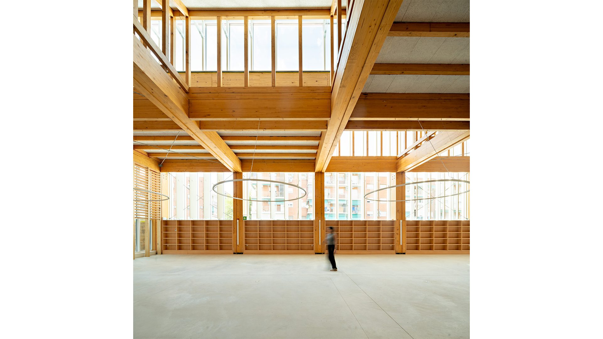 Bioclimatic architecture with wooden interior and CLT structure at the Francisco Umbral Library in Madrid